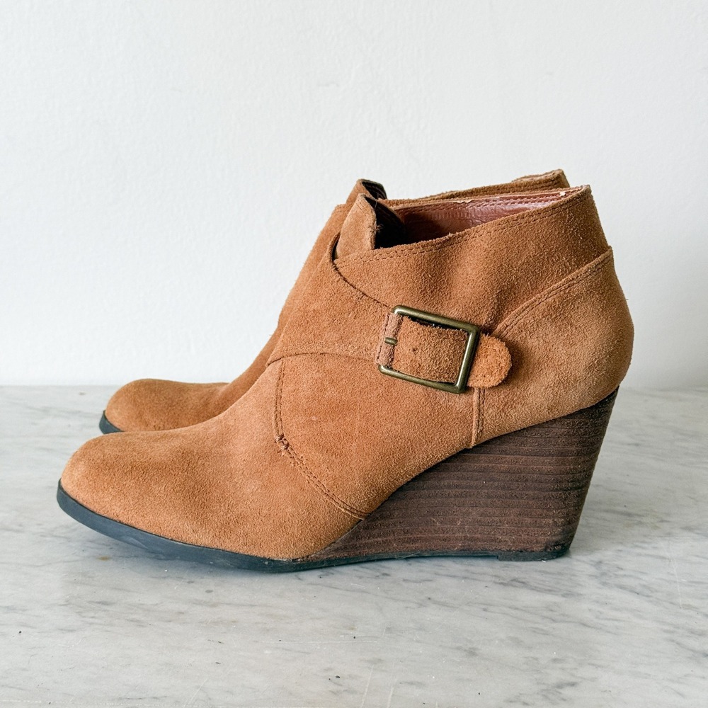 Lucky Brand Sumarah Cognac Brown Suede Wedge Ankle Booties Buckle Strap 9.5